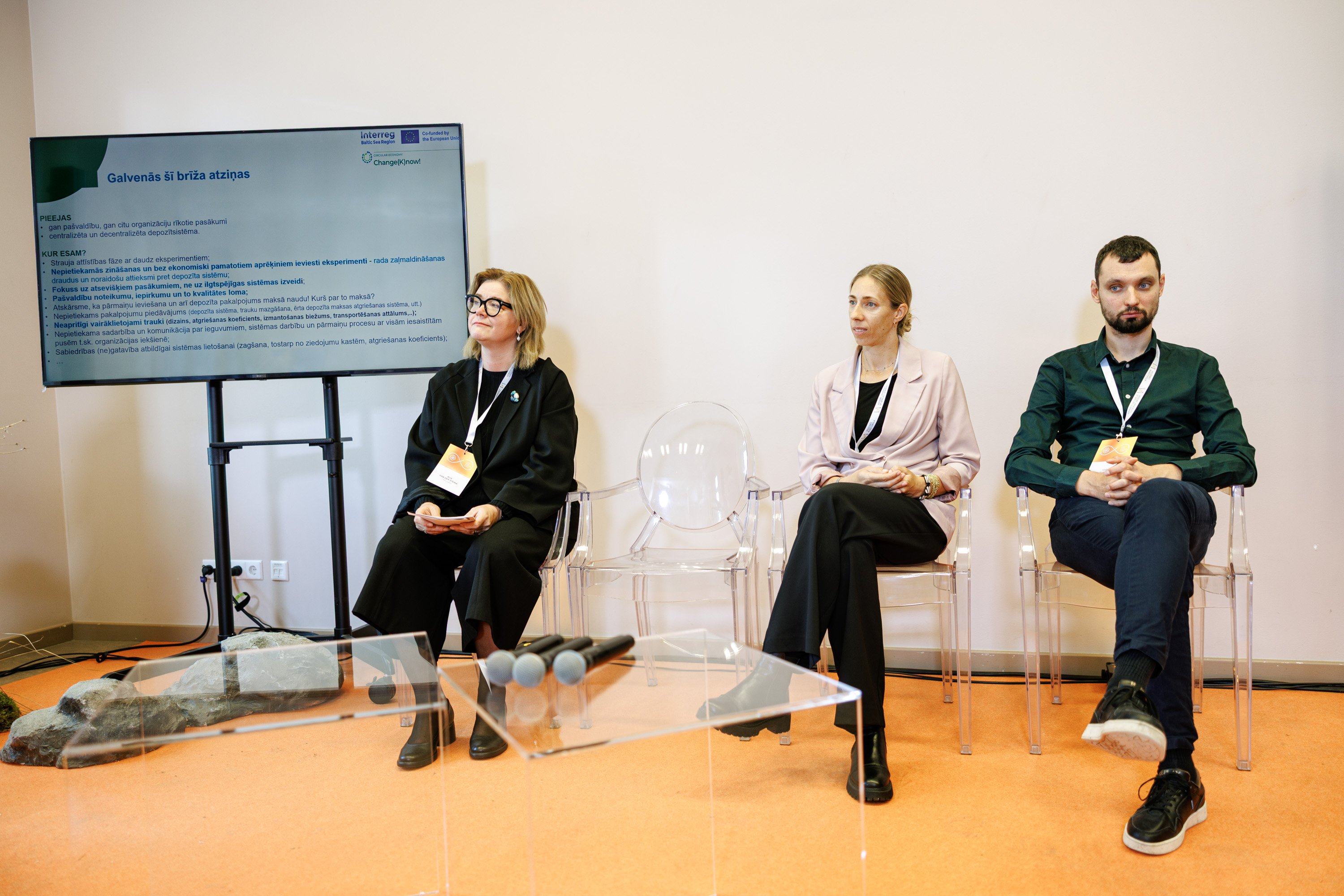 ViA vadītā projekta “Change (k)now!” komanda Latvijas Aprites ekonomikas forumā aktualizē pāreju uz daudzkārt lietojamiem traukiem pasākumos