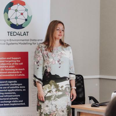 Ted4lat1diena 37