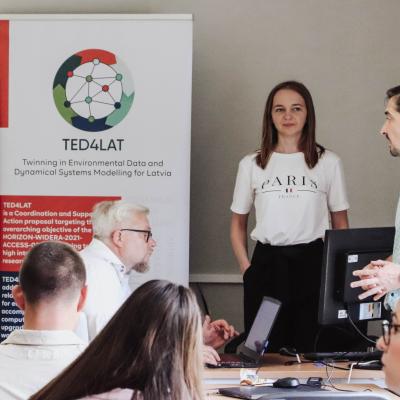Ted4lat1diena 44