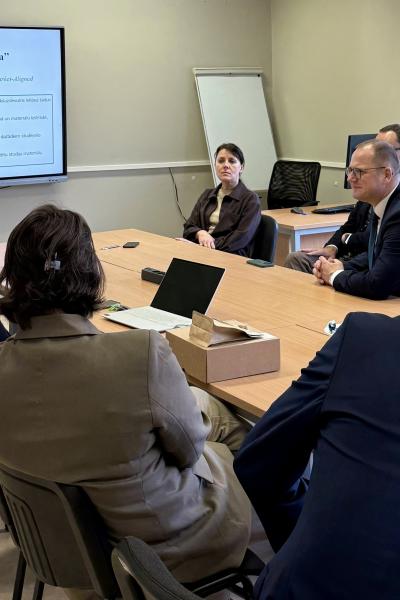 1c5f91ab F477 472d 9465 10d2b16dace0