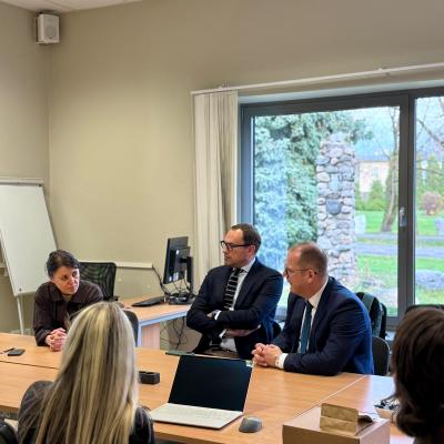 Ceadc700 4a43 4ccb 92f9 111cdcc1047f