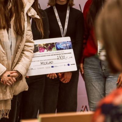 591697977 1480265320557945 4359282554743206401 N