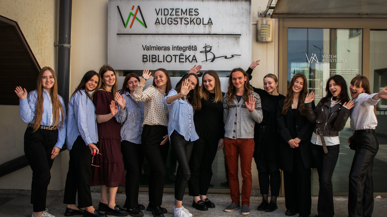 Komunikāciju un mediju studenti aizstāvējuši savus bakalaura darbus