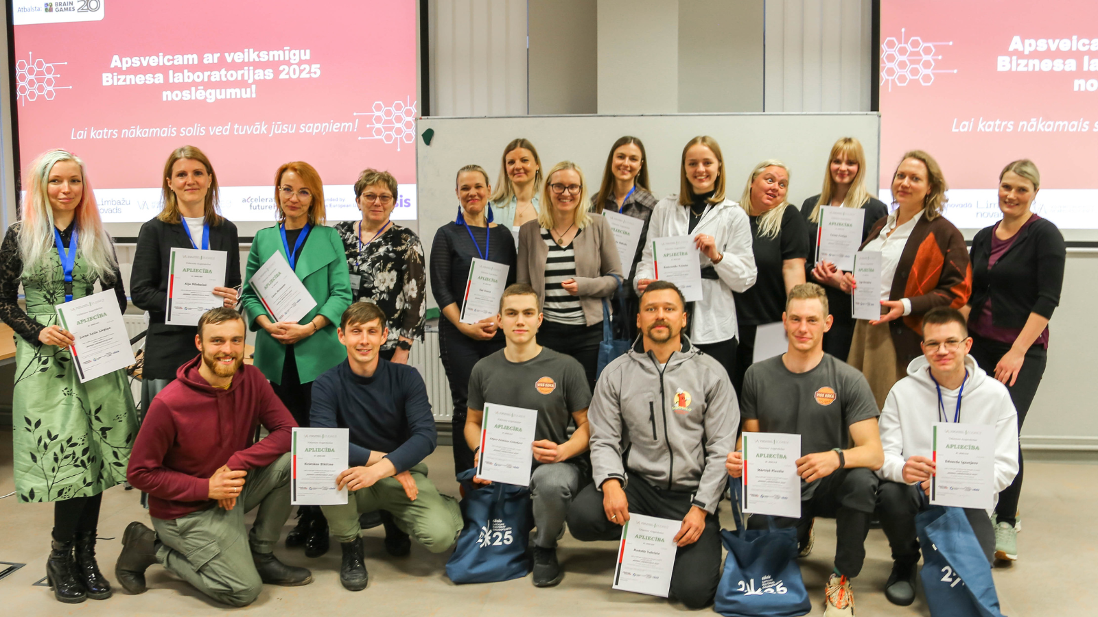 Noslēgusies “Biznesa laboratorija 2025” – uzņēmējdarbības prasmju attīstības cikls Vidzemē